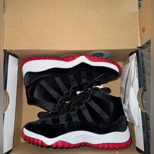 BRAND NEW!! FINAL SALE!! Kids Black and Red Jordan 11 Retro Size 12c